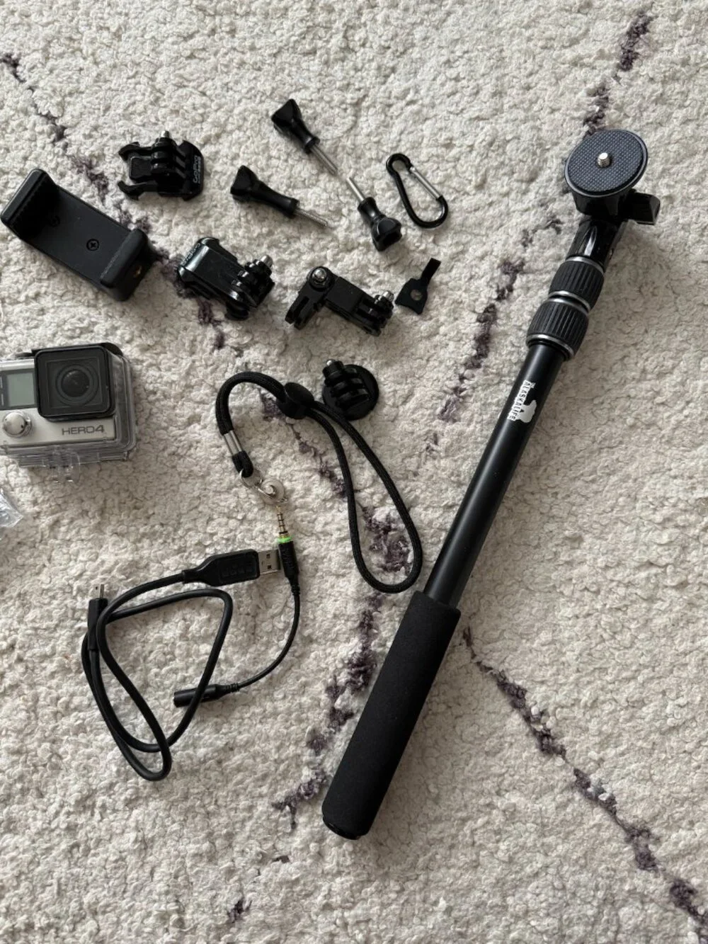 Brand New Go Pro Hero 4 silver waterproof - with selfie stick, 32GB card